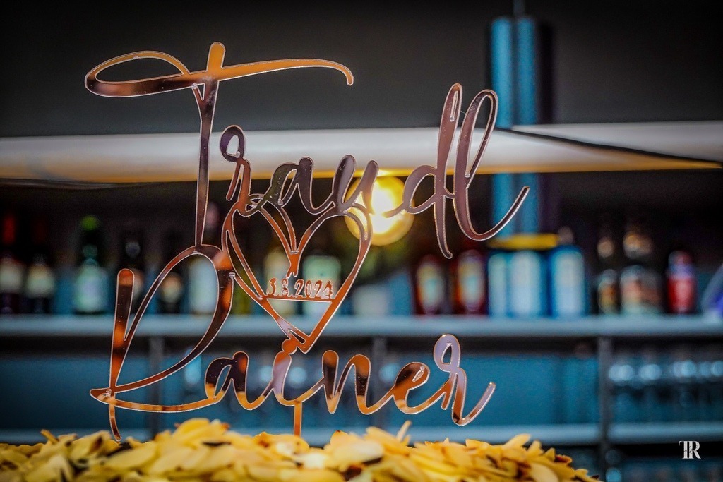 67d938ca97424fcaa9e7a24fdb4cd28b | traudl_s_fotos