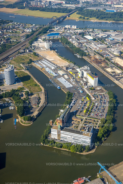 Duesseldorf220700962 | Luftbild, Medienhafen, Plange Mühle Klinikgebäude sowie Büro- und Wohngebäude, Hafen, Düsseldorf, Rheinland, Nordrhein-Westfalen, Deutschland