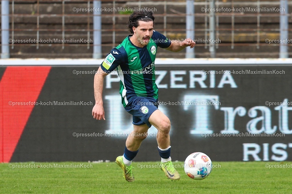 xKWIx12042601045 | 2026.04.12, xkwix, Fußball, Regionalliga West, FC Gütersloh -  SC Paderborn 07 II, Heidewaldstadion (Ohlendorf Stadion im Heidewald), 29.Spieltag, Saison 2025 / 2026: Paolo Maiella (FC Gütersloh #9) DFB regulations prohibit any use of photographs as image sequences and or quasi-video. Photo: xKamilxWilkowskixPressefotoKochx