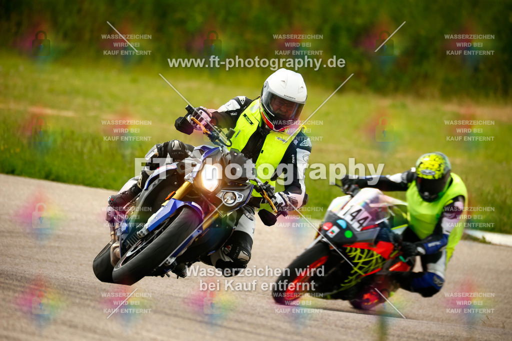 _MOT1544 | Hier findet Ihr Bilder von Touristenfahrten auf der Nürburgring Nordschleife oder von anderen Veranstaltungen die ich besucht habe. Viel Spass beim Durch Schauen 