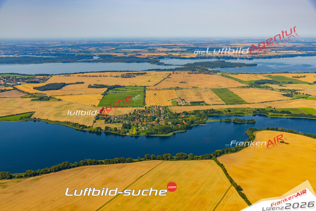 Luftaufnahme Zittow Leezen - Die Luftaufnahme wurde 2025 vom UL-Flugzeug heraus erstellt ( ohne Drohne ) - Hochauflösende Luftaufnahme - für professionelle Ausdrucke geeignet. Die Geschenkidee !Mit Lizenz und Bildrechte bestellbar