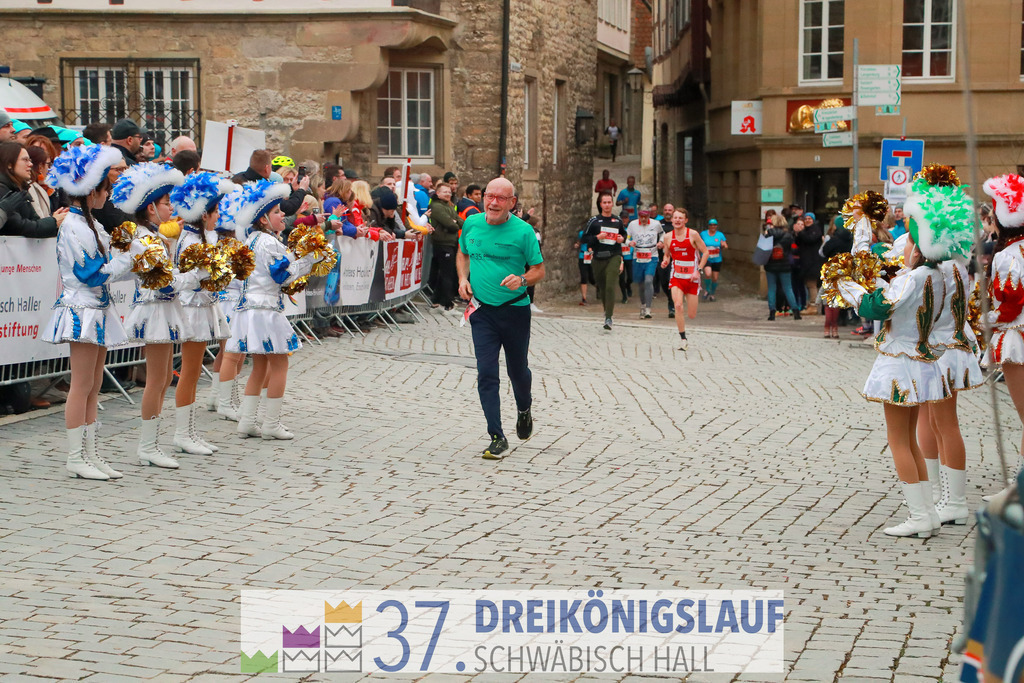 VR Bank Hauptlauf 10000m | 3 Koenigslauf 2023 - Realisiert mit Pictrs.com