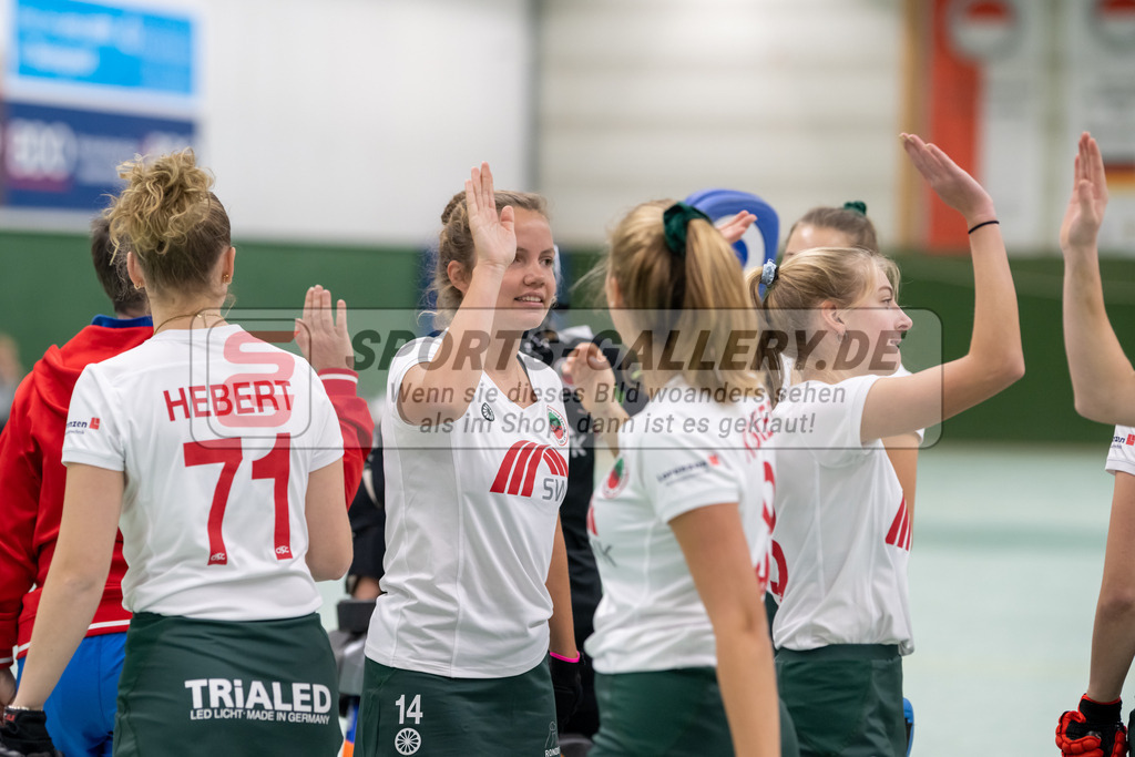 SFE_20221218_0033 | 1. Bundesliga Hockey Damen Rot-Weiss Köln - Crefelder HTCa am 18.12.2022 in Köln (KTHC Stadion Rot-Weiss Köln Tennis and Hockey Club), Photo: Stephan Fehrmann 2022 (Sports-Gallery)