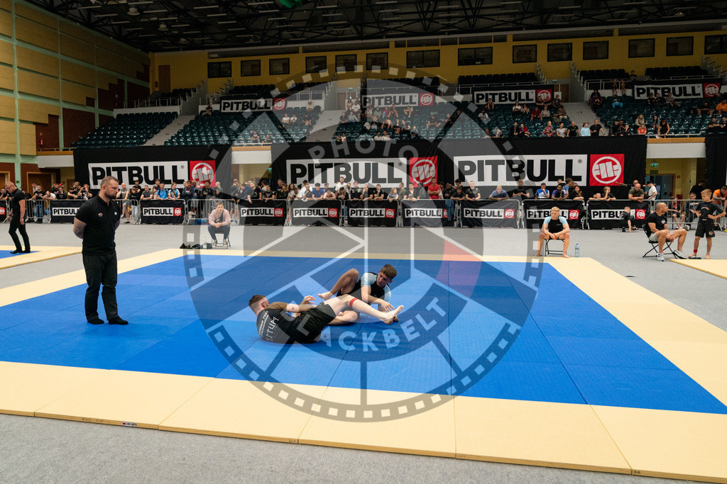 20230311PBB6020 | Maernum Tom vs Bart Dubbeldam compete during the ADCC Central European Open Competition in the Arena Ursyniow in Warsaw, Poland, on June 17, 2023.