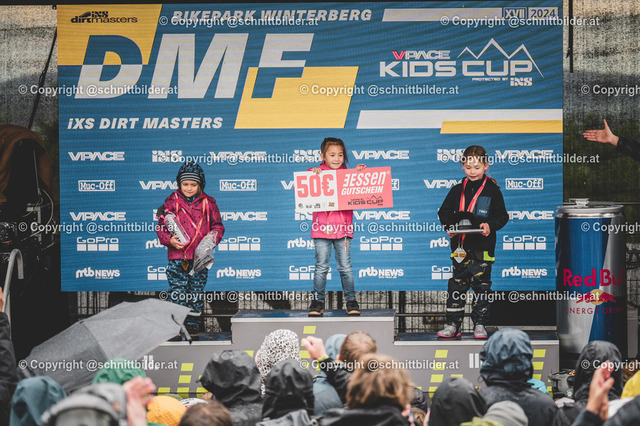 iXS_Dirtmasters_VPACE_Kids_Cup_schnittbilder_46 | schnittbilder - Realisiert mit Pictrs.com
