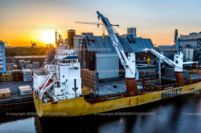 DJI_0575 | Eine Hommage an Bremen. Einzigartige Fotografien und Drohnenaufnahmen von Bremer Fotografen zum Staunen und auch zum Kaufen.