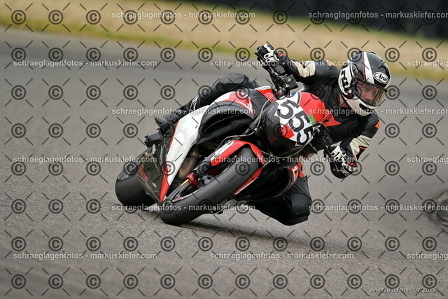 25bt05-1106 | markuskiefer.com - Realisiert mit Pictrs.com