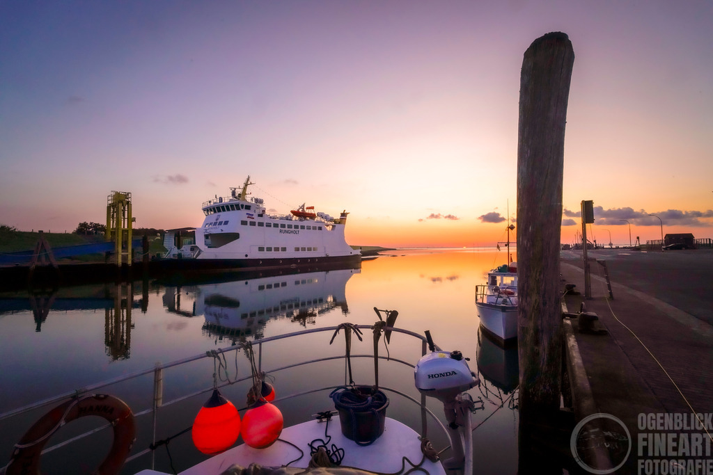 _A7R2808 | Björn Thiemann; Ogenblick.de; Fotografie; Photograph; Landscape, Pellworm, Schleswig-Holstein; Inselfotograf; Inselfotografien; Wattenmeer; National-Park; Naturschutzgebiet; Leuchtturm; Lighthouse; Leinwandbilder; Kalender; Pellworm Kalender;  - Realisiert mit Pictrs.com