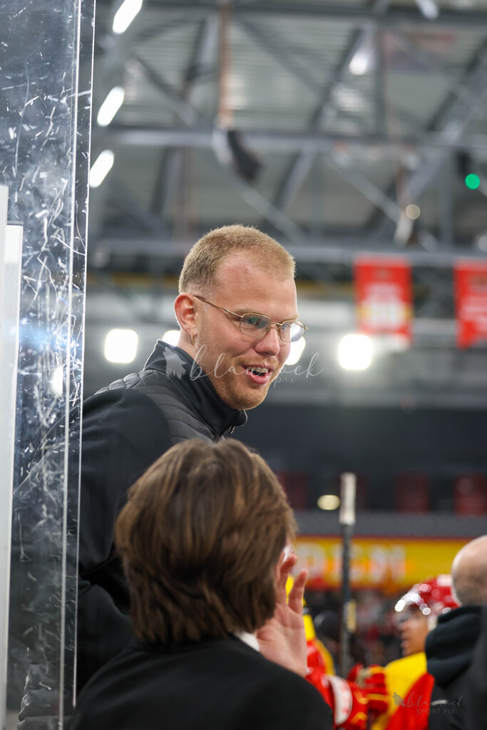 U20 EHCB vs GCK Lions Finale3-4876 | Sportbilder, Sportfotograf, Hochzeits- und Eventfotografin, Flugshows, Portraits und Tiershooting, Aviation, Downhill, Nationalleague, Swissleague, International