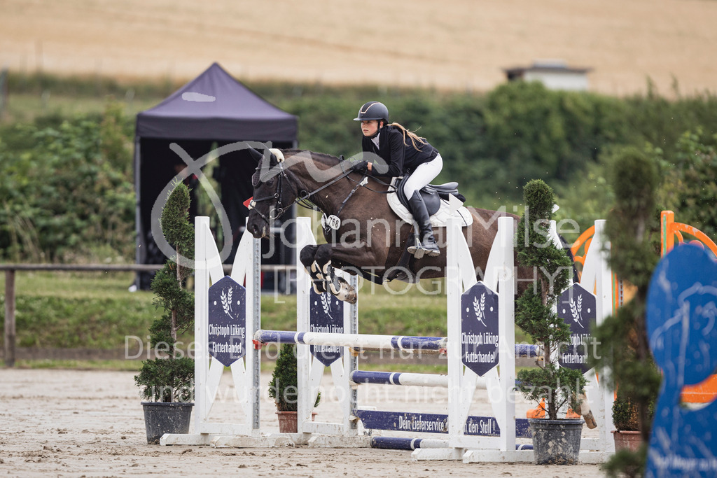 250627_PfSpTa_Stil-A1-130 | Deine schönsten Turniermomente als professionelle Fotos! Entdecke hochwertige Pferdesport-Fotografie im Online-Shop. Jetzt Fotos finden & bestellen!