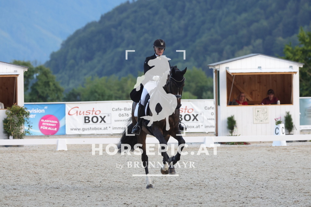 0P6A3812 | Willkommen bei Brunnmayr - Design & Fotografie – Ihrem Spezialisten für Reitturniere und Pferdeveranstaltungen in Oberösterreich, Salzburg und Bayern! Seit über 17 Jahren sind wir leidenschaftlich dabei.