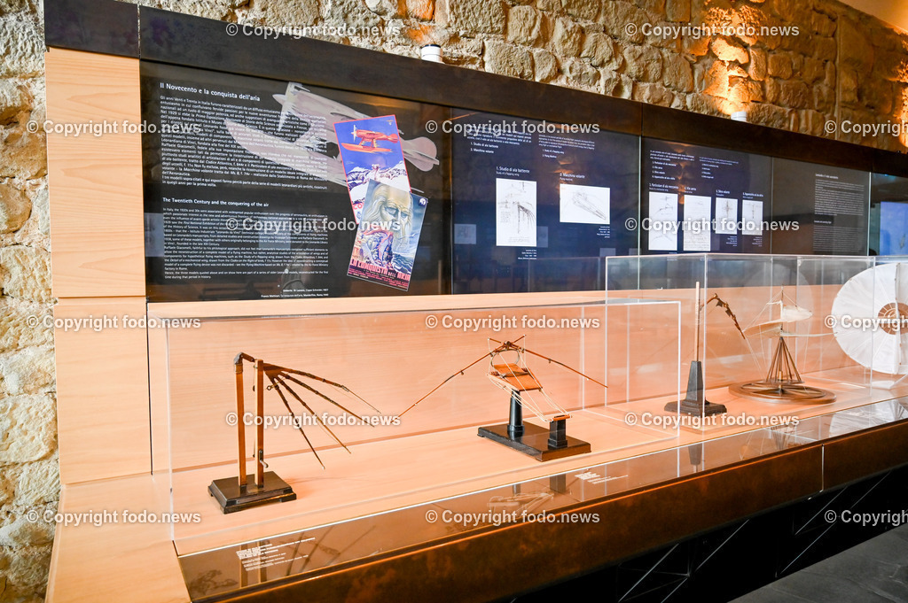 Italien_ Toskana_ Vinci_ 31.05.2024-36 | 31.05.2024, Italien, ITA, Toskana, Vinci im Bild Stadtansichten, Gebäude, Architektur, Touristen, Historisch, Souvenir, Altstadt, Museum, Statuen, Skulpturen, Leonardo Da Vinci, Castello dei Conti Guidi, Museo Leonardiano


Vinci ist eine italienische Gemeinde in der Metropolitanstadt Florenz, Region Toskana.
Quelle: Wikipedia
