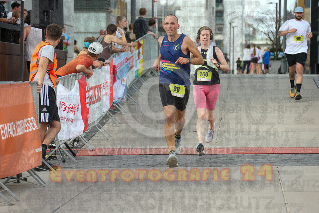 250920_1530_EX1_9748 | Sportfotografie im Rhein-Sieg Kreis, Köln, Bonn, NRW, Rheinland Pfalz, Hessen, etc. Unser Tätigkeitsfeld umfasst den Laufsport vom Volkslauf über den Marathon, Duathlon, Triathon bis zum Ultralauf wie Kölnpfad Ultra oder Schindertrail.