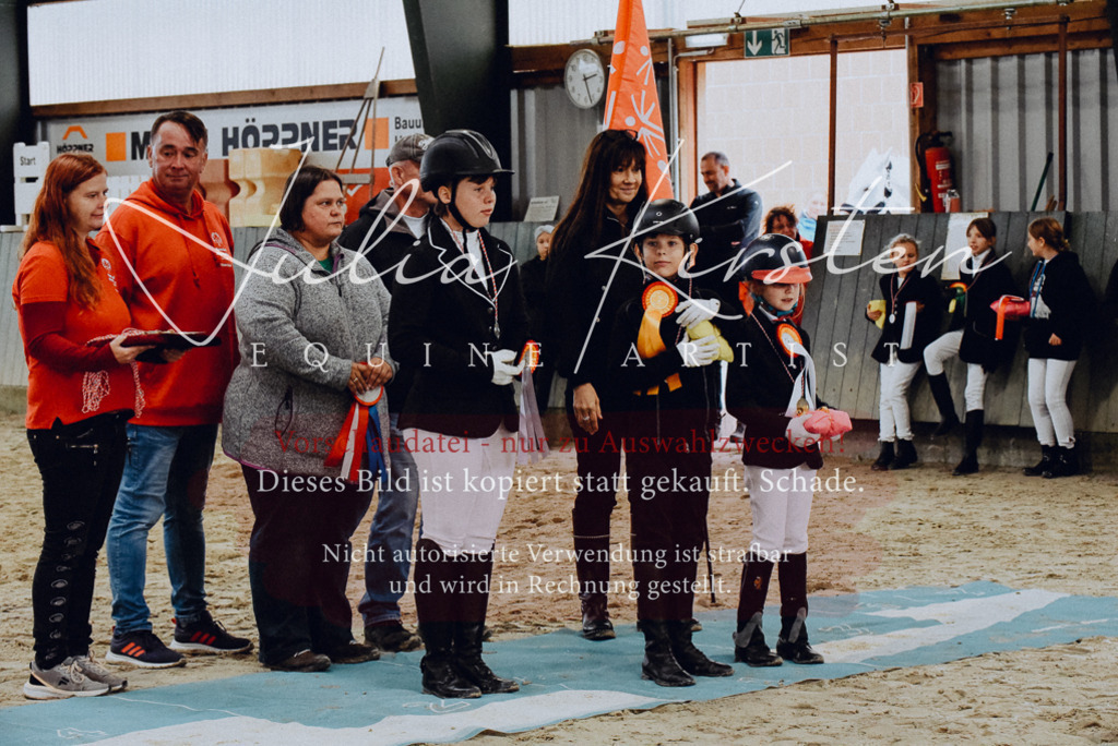 DSC_7062 | Pferde- und Turnierfotografie in Westsachsen. Pferdeportraits, Auftragszeichnungen und intuitive Kunst.