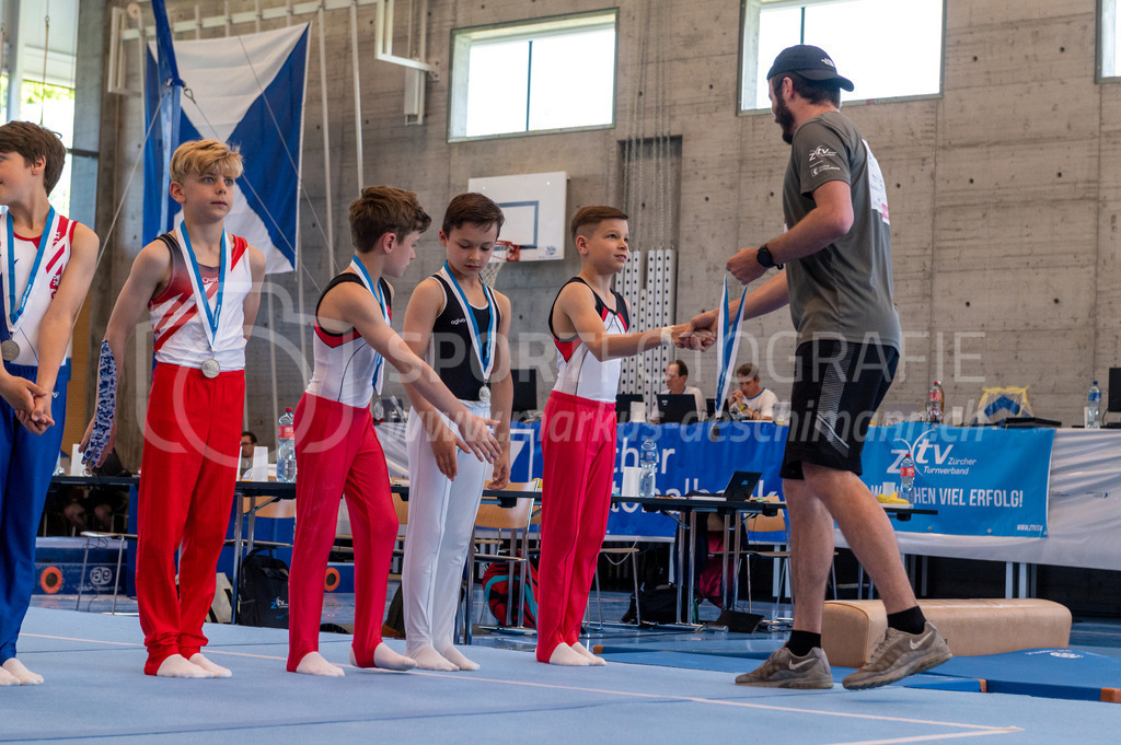 104. Zürcher Kunstturnertage Neftenbach - 14. May 2022 | 104. Zürcher Kunstturnertage Neftenbach
Turnhalle Ebni, Neftenbach
Bild: Sportfotografie Markus Aeschimann | www.markus-aeschimann.ch - Realisiert mit Pictrs.com