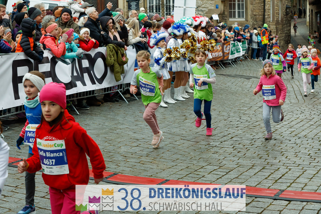 400m AOK Junior Cup | 3 Koenigslauf 2024 400m AOK Junior Cup - Realisiert mit Pictrs.com
