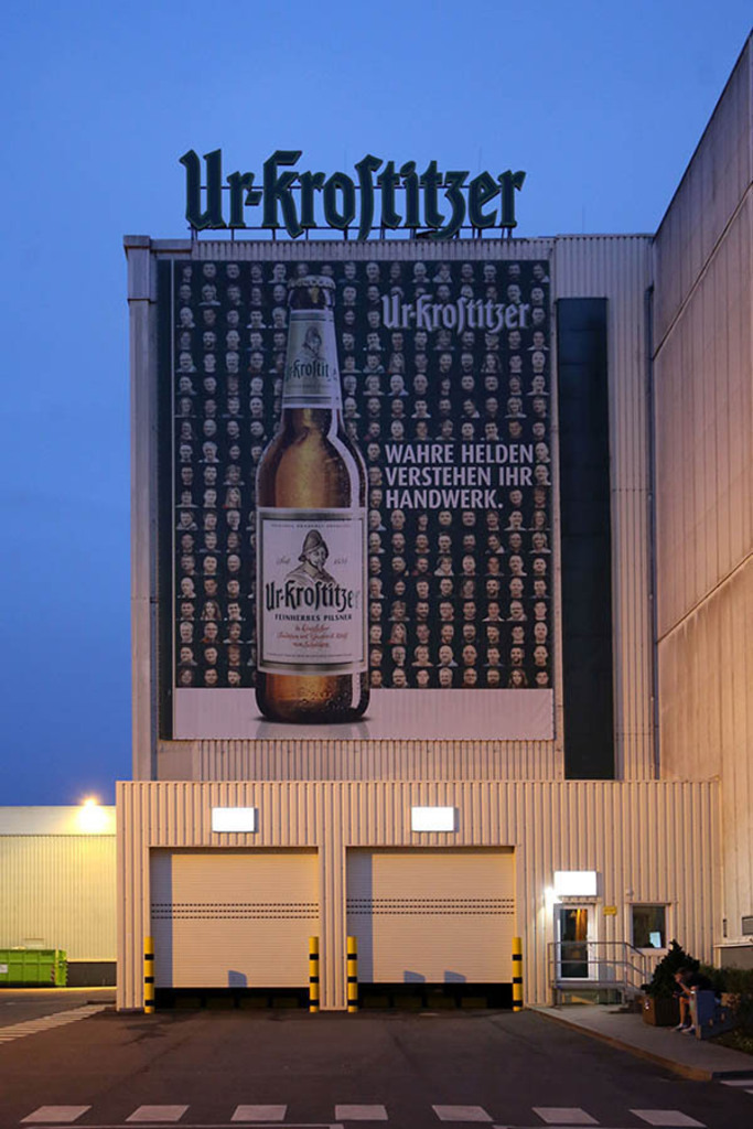 Krostitzer Brauerei GmbH | Das Team hinter BILDLEXIKON LEIPZIG bündelt historische wie aktuelle Informationen über die Stadt Leipzig in Text und Bild auf einer Plattform und stellt diese der interessierten Öffentlichkeit zur Verfügung.