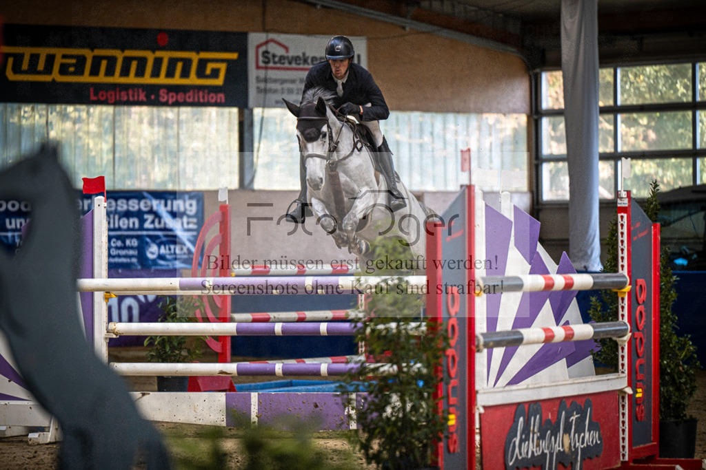 DOS_2578 | Entdecke hochwertige Reitturnierfotos von Foto Oger. Professionell, emotional und authentisch – jetzt Lieblingsmomente im Shop bestellen.Deutschlandweite Turnierfotografie. - Realisiert mit Pictrs.com