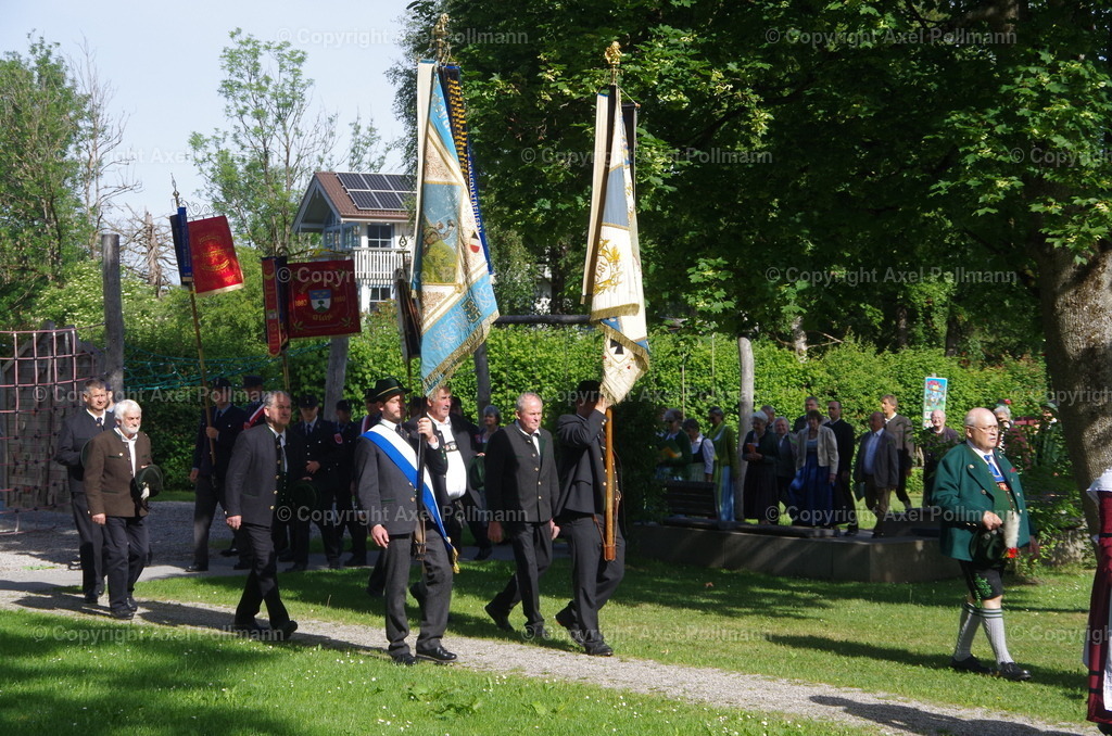 IMGP4751 | fotografiert von Axel PollmannLeonhardi Wallfahrt Benediktbeuern und Murnau, Fronleichnam, Fasching, Landschaft im Loisachtal und Benediktbeuern  - Realisiert mit Pictrs.com