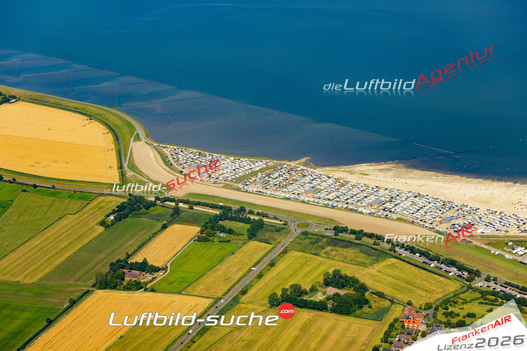 Aktuelles Luftbild von Bensersiel Camping Esens - Die Luftaufnahme wurde 2022 mittels UL-Flugzeug erstellt ( keine Drohne ) - hochauflösende Kamera-Systeme von  Canon -Beste Qualität - Für grossformatige Ausdrucke geeignet. Die Geschenkidee !