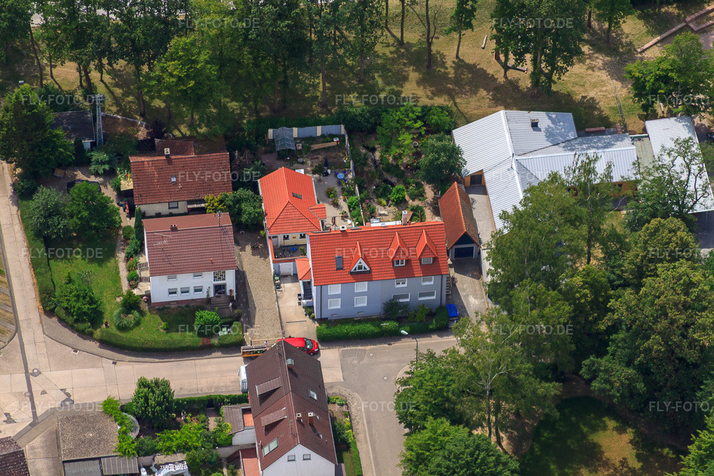 Luftbild: Elsässerstr in Kandel im Bundesland Rheinland-Pfalz in Deutschland. Foto: IMG_29685.jpg vom 02.07.2010 durch Werner Riehm/FLY-FOTO.de