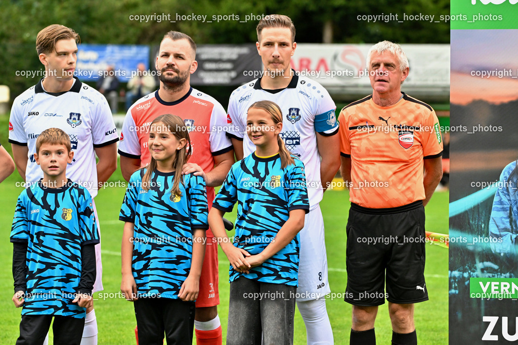 SV Arnoldstein vs. ATUS Velden | #18 Nicolas Modritz ATUS Velden, #31 Michael Fasching ATUS Velden, #8 Fabian Kopeinig ATUS Velden, Schrittesser Johann Referee, SV Arnoldstein Nachwuchs, SV Arnoldstein vs. ATUS Velden, SV Arnoldstein vs. ATUS Velden am 16.09.2025 in Arnoldstein (Waldparkstadion Arnoldstein), Austria, (Photo by Bernd Stefan)