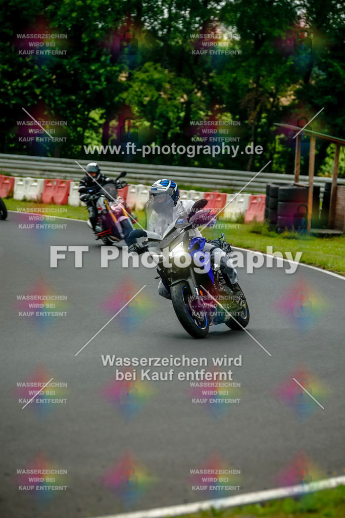 VBK-3639 | Hier findet Ihr Bilder von Touristenfahrten auf der Nürburgring Nordschleife oder von anderen Veranstaltungen die ich besucht habe. Viel Spass beim Durch Schauen 