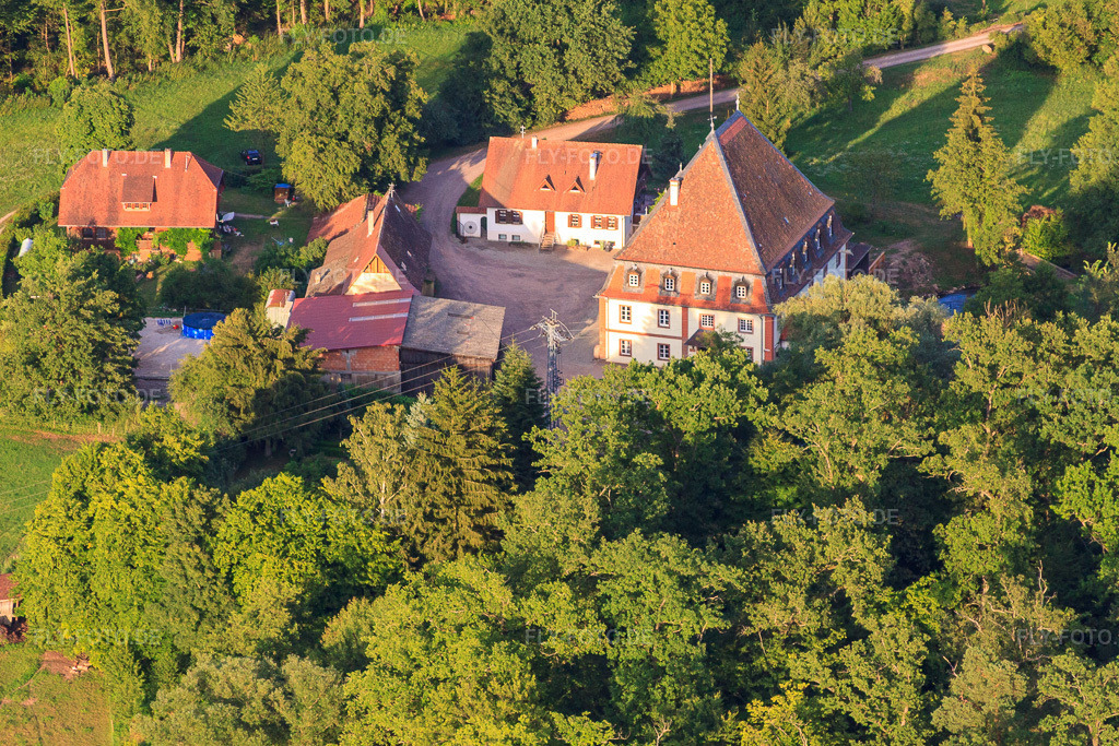 Luftbild: Getreidemühle Bienwaldmühle an der Lauter in Scheibenhardt im Bundesland Rheinland-Pfalz in Deutschland. Foto: IMG_59022.jpg vom 04.08.2013 durch Werner Riehm/FLY-FOTO.de