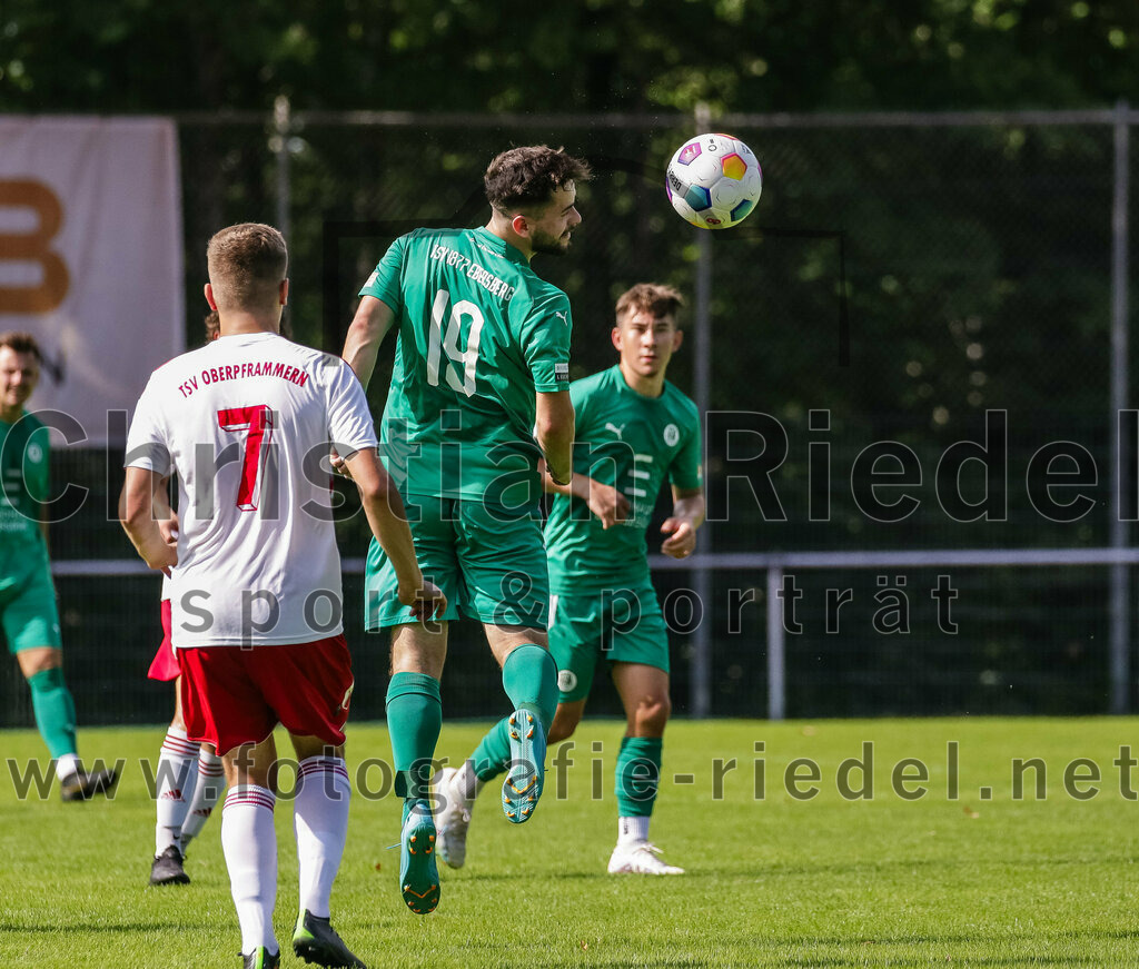 2023-08-26_040_TSV_Ebersberg_gegen_TSV_Oberpframmern | Ebersberg, Deutschland, 26.08.2023:
Fußball, Kreisliga 2023 / 2024, 2. Spieltag, TSV 1877 Ebersberg gegen TSV Oberpframmern, Endergebnis: 5:1

Maximilian Probst (TSV Oberpframmern, #7), Yannik Sabatier (TSV 1877 Ebersberg, #19)

Foto: Christian Riedel / fotografie-riedel.net