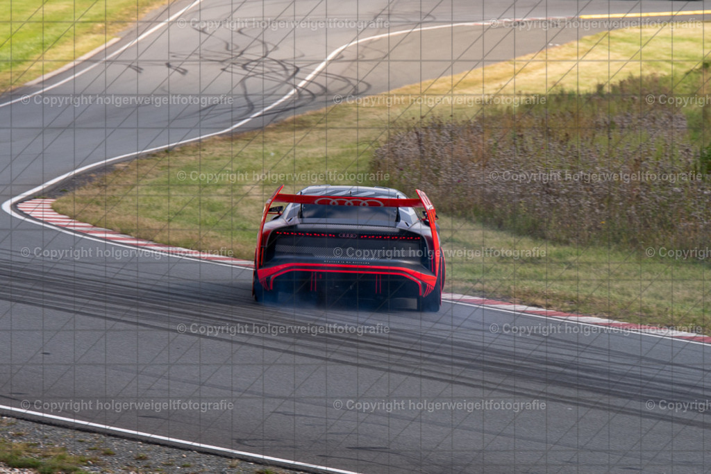 20250906160426D75_6512 | Bitte beachten!!!
Alle Fotos dieser Galerie sind nur grundbearbeitet. Im Falle eines Verkaufs, werde ich die Fotots noch mit dem nötigen Feinschliff versehen. - Realisiert mit Pictrs.com