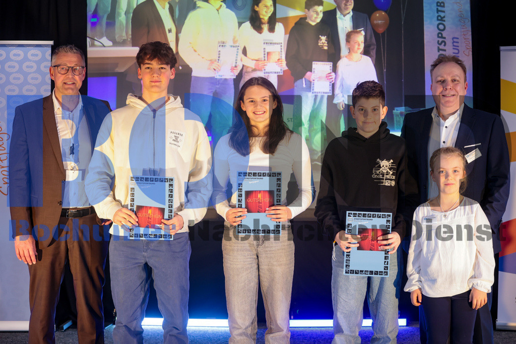 SEB_BOCSPO120240313-47 | bond - Realisiert mit Pictrs.com