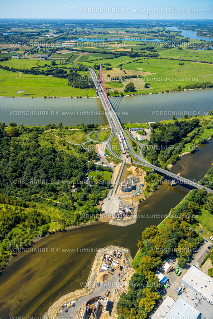 Wesel240802109 | Luftbild, Lippemündungsraum, Ergänzungsbau am Fluss Lippe für die  Rheinbrücke Wesel, Blick zur Rheinaue Büderich-Perrrich, Wesel, Ruhrgebiet, Niederrhein, Nordrhein-Westfalen, Deutschland