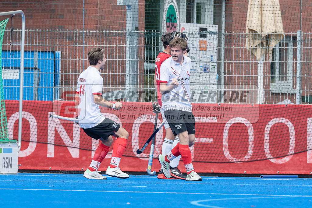 HK_20230923_104421 | 1. Bundesliga Herren Crefelder HTC - TSV Mannheim am 23.9.2023 CHTC, Krefeld , Agustin Andrés Valenzuela ( TSV Mannheim ) , Jonas Wossidlo ( TSV Mannheim #14 )
