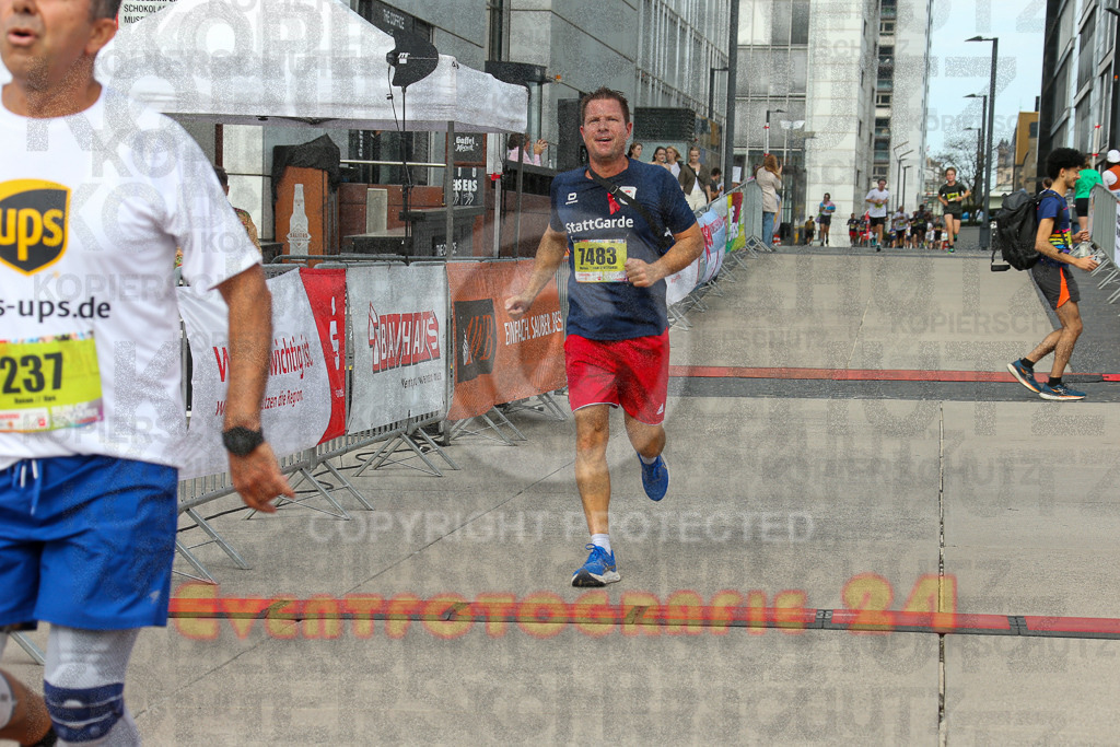 250920_1325_EX1_4479 | Sportfotografie im Rhein-Sieg Kreis, Köln, Bonn, NRW, Rheinland Pfalz, Hessen, etc. Unser Tätigkeitsfeld umfasst den Laufsport vom Volkslauf über den Marathon, Duathlon, Triathon bis zum Ultralauf wie Kölnpfad Ultra oder Schindertrail.