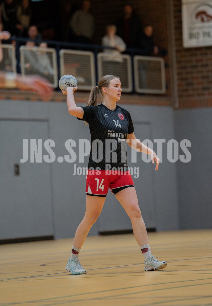 Handball I Frauen I Saison 2025-2026 I Landesliga HR West I 10. Spieltag I TuS Frisia Goldenstedt - SV Falke Steinfeld I 028 | Sina Engelmann (14,TuS Frisia Goldenstedt) - Realisiert mit Pictrs.com