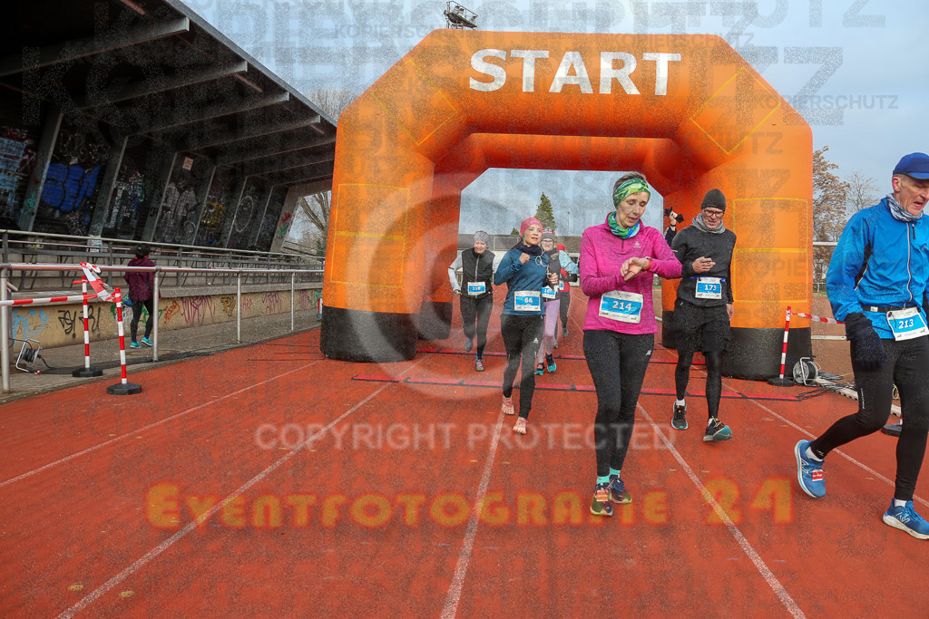 230129_1127_EX1_4942 | Sportfotografie im Rhein-Sieg Kreis, Köln, Bonn, NRW, Rheinland Pfalz, Hessen, etc. Unser Tätigkeitsfeld umfasst den Laufsport vom Volkslauf über den Marathon, Duathlon, Triathon bis zum Ultralauf wie Kölnpfad Ultra oder Schindertrail.