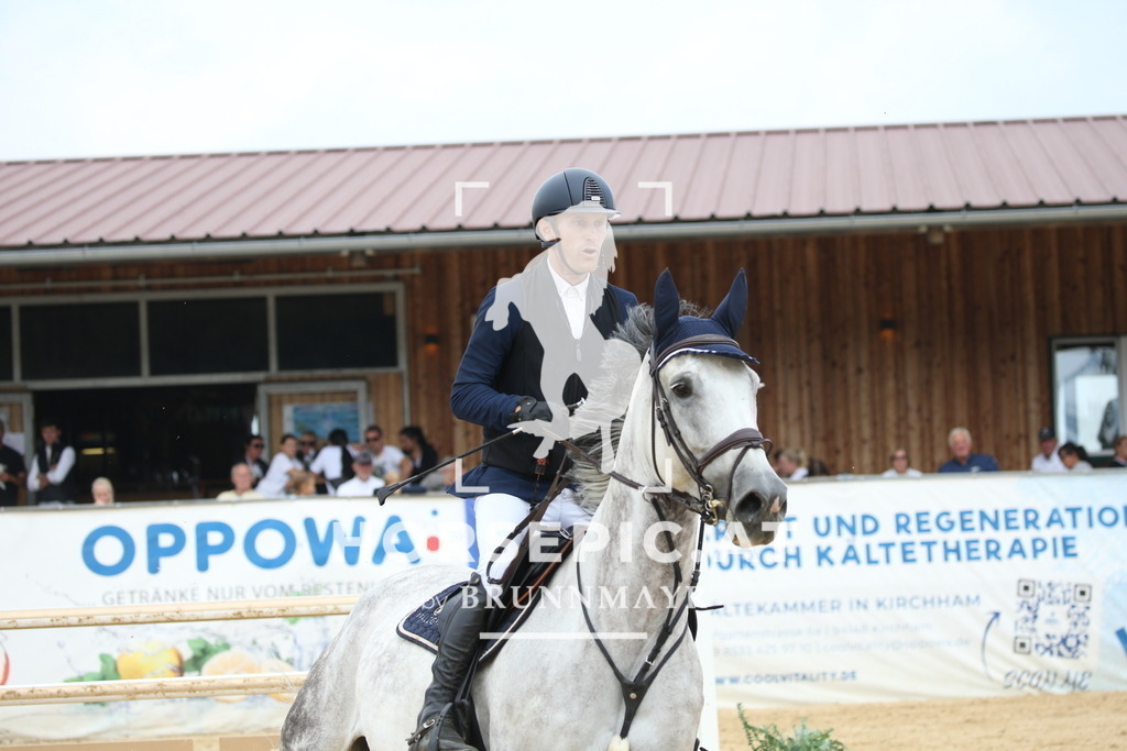DL2Q8075 | Willkommen bei Brunnmayr - Design & Fotografie – Ihrem Spezialisten für Reitturniere und Pferdeveranstaltungen in Oberösterreich, Salzburg und Bayern! Seit über 17 Jahren sind wir leidenschaftlich dabei.
