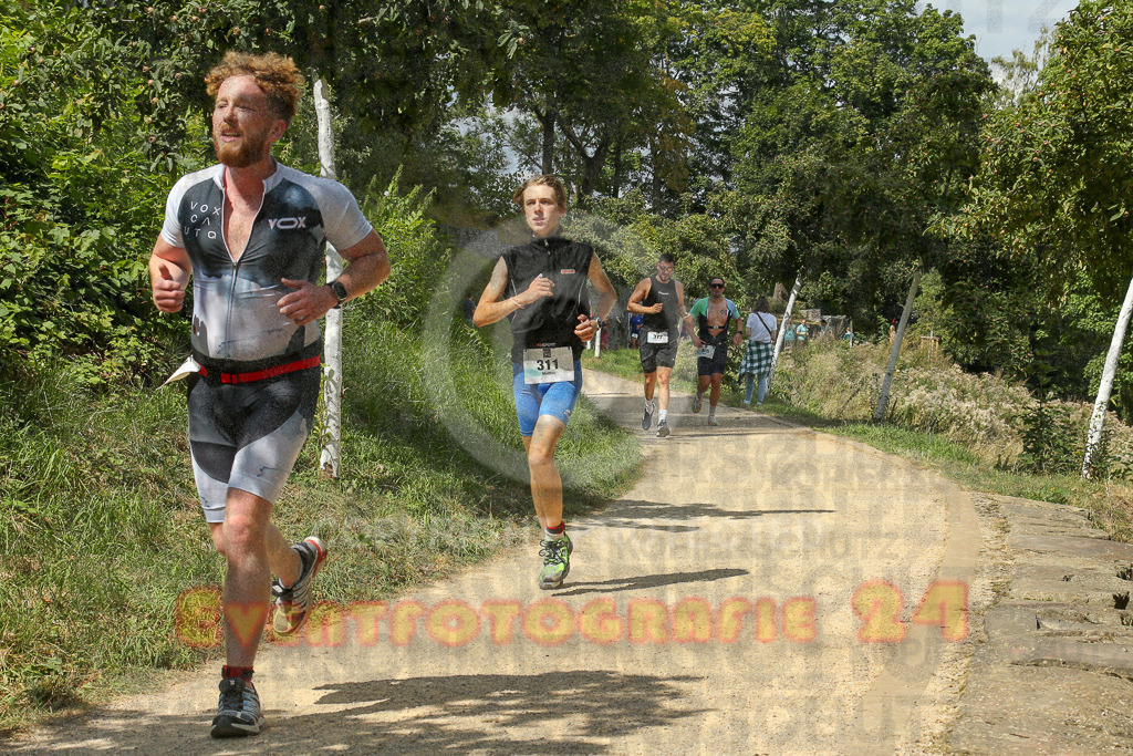 250824_1334_EX1_2846 | Sportfotografie im Rhein-Sieg Kreis, Köln, Bonn, NRW, Rheinland Pfalz, Hessen, etc. Unser Tätigkeitsfeld umfasst den Laufsport vom Volkslauf über den Marathon, Duathlon, Triathon bis zum Ultralauf wie Kölnpfad Ultra oder Schindertrail.