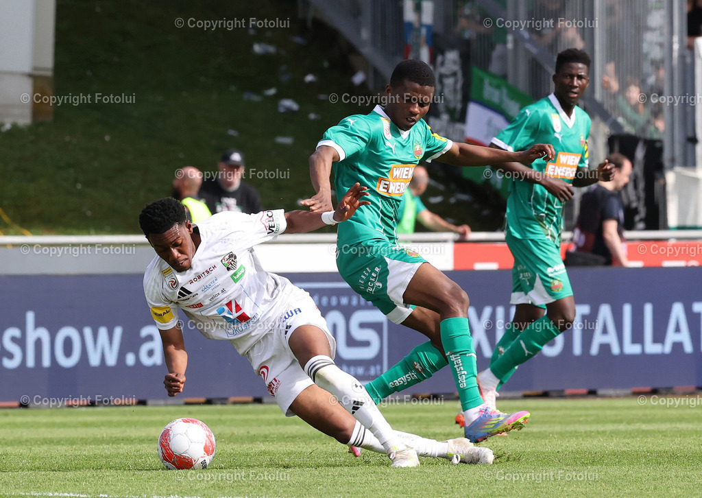 A_LUI_200425_04 | SPORT FUSSBALL ADMIRAL BUNDESLIGA 20.04.25 IM BILD: CHEIK DIABETE (WAC) UND AKOUA AMANE  (RAPID) FOTO:FOTOLUI/MW