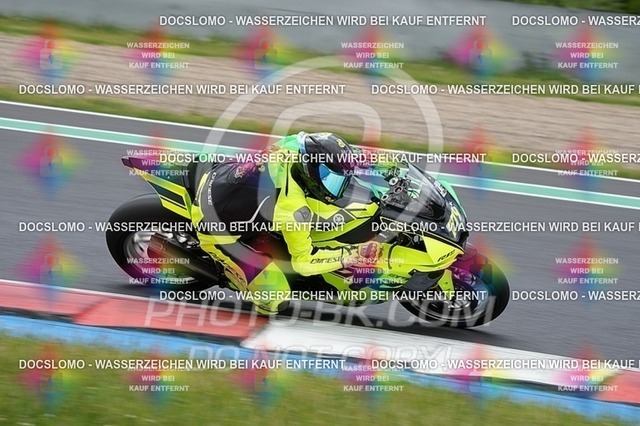 2025_06_06_PBK_16993 | Sportfotografie; SlowMotion; Video; Rennstrecke; Hafeneger; Speer; Racing; RSE; BMW; CBO; Trackday; Motorsportarena; Hockenheimring; Brno; Most; Barcelona; Valencia