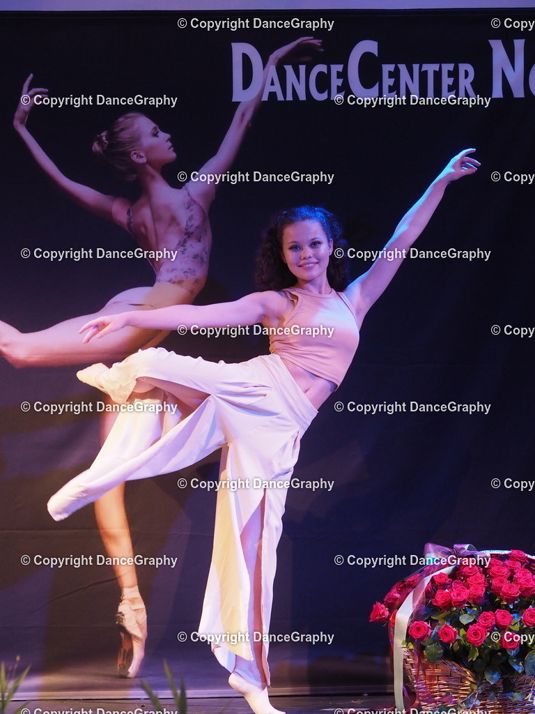 P7260345 | DanceGraphy - Realisiert mit Pictrs.com