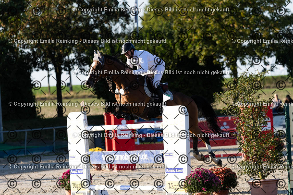 CL5A8260 | Emilia Reinking Fotografie - Realisiert mit Pictrs.com