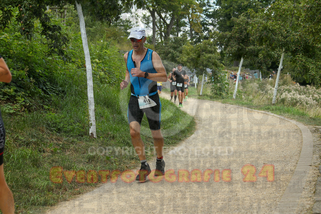 250824_1353_EX1_4105 | Sportfotografie im Rhein-Sieg Kreis, Köln, Bonn, NRW, Rheinland Pfalz, Hessen, etc. Unser Tätigkeitsfeld umfasst den Laufsport vom Volkslauf über den Marathon, Duathlon, Triathon bis zum Ultralauf wie Kölnpfad Ultra oder Schindertrail.