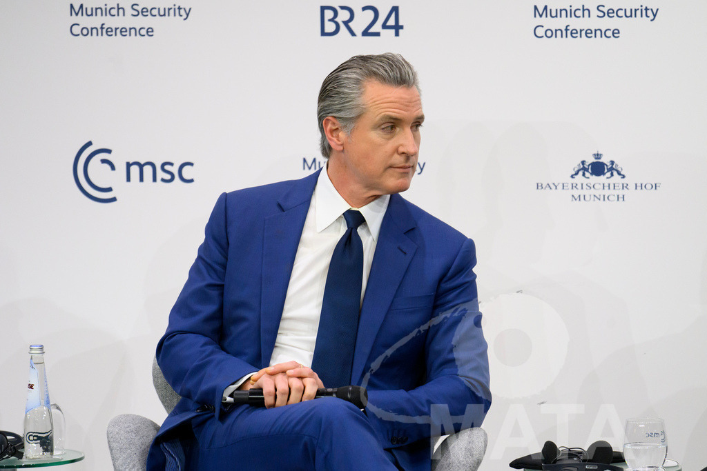 _DWA6043 | MATA IndoCon - Realisiert mit Pictrs.com