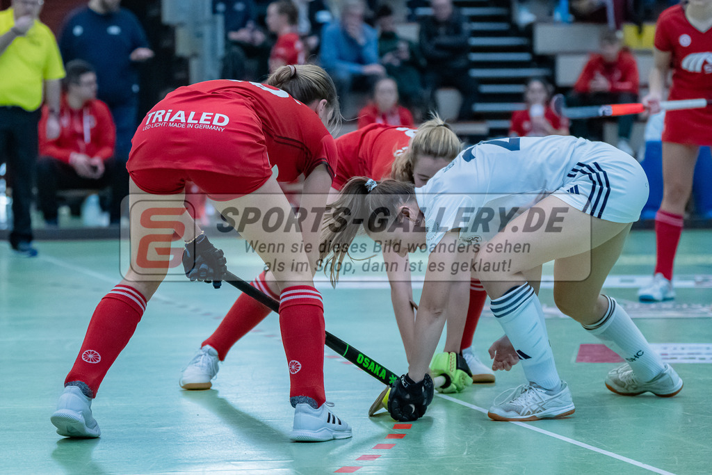 HK_20231217_107717 | 1. Bundesliga Damen Crefelder HC - Düsseldorfer HC  am 17.12.2023 Sporthalle Glockenspitz, Krefeld ,