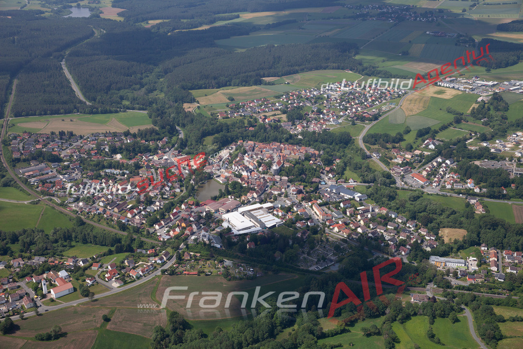 aktuelles Luftbild von  Creussen  - Luftaufnahme wurde 2019 von https://frankenair.de mittels Flugzeug (keine Drohne) erstellt.