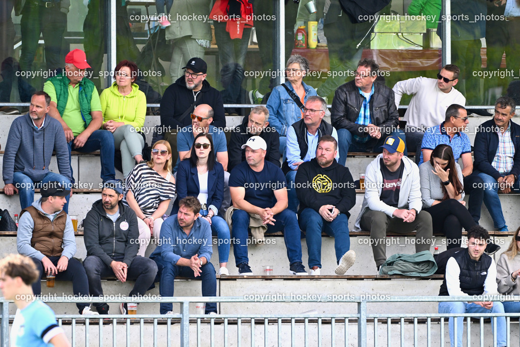 SC Landskron vs. SVG Bleiburg | Besucher Sportanlage Landskron, SC Landskron vs. SVG Bleiburg, SC Landskron vs. SVG Bleiburg am 28.04.2024 in Villach (Sportzentrum Landskron), Austria, (Photo by Bernd Stefan)