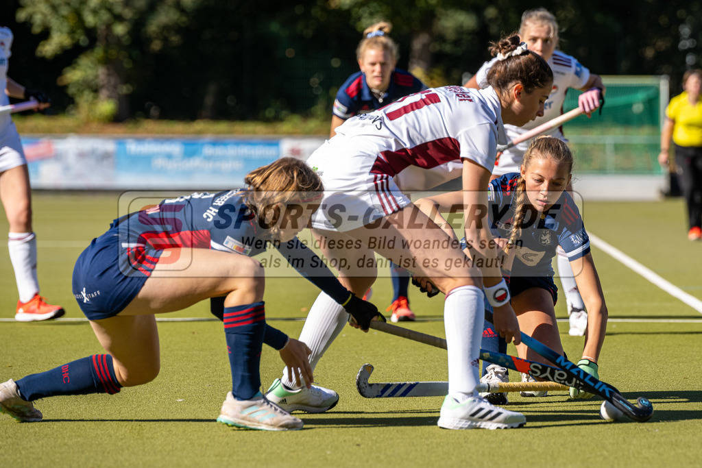 SFE_20221009_0003 | 1. Bundesliga Hockey Damen Rot-Weiss Köln - Düsseldorfer HC am 09.10.2022 in Köln (KTHC Stadion Rot-Weiss Köln Tennis and Hockey Club), Photo: Stephan Fehrmann 2022 (Sports-Gallery)