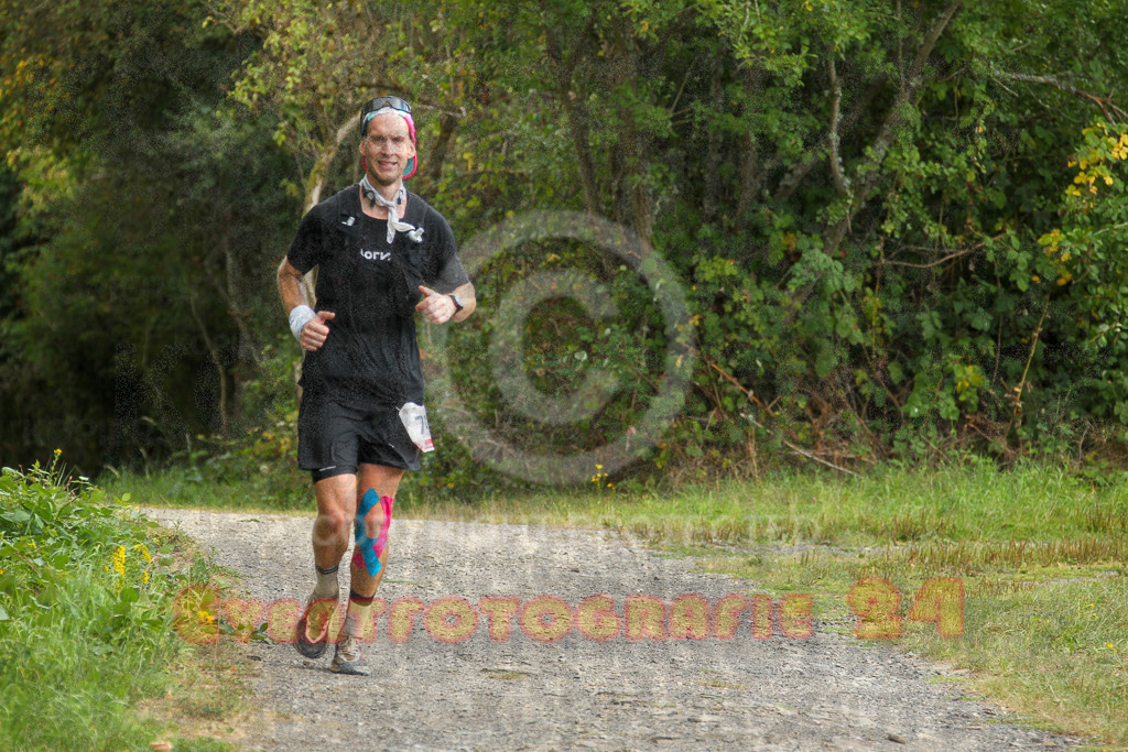 250830_1539_EV4_4539 | Sportfotografie im Rhein-Sieg Kreis, Köln, Bonn, NRW, Rheinland Pfalz, Hessen, etc. Unser Tätigkeitsfeld umfasst den Laufsport vom Volkslauf über den Marathon, Duathlon, Triathon bis zum Ultralauf wie Kölnpfad Ultra oder Schindertrail.
