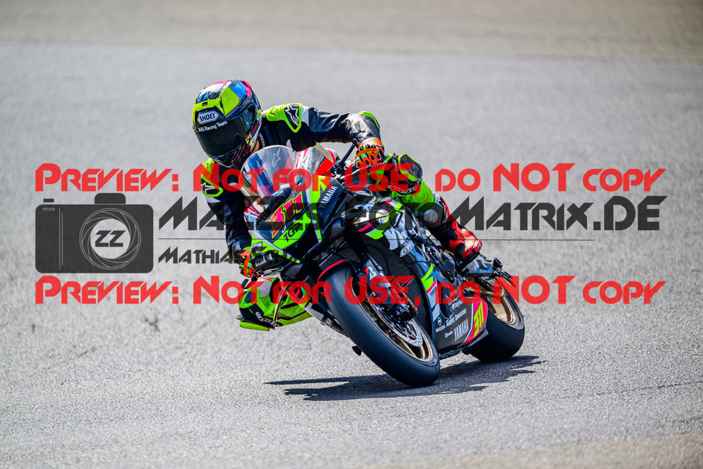 MaZZes_Fotomatrix_20250527_6007705_3470 | WEISS